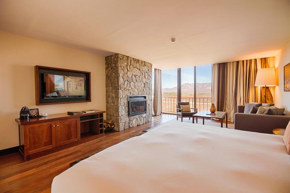Отель Grace Кафайяте Экстерьер фото A suite at the hotel