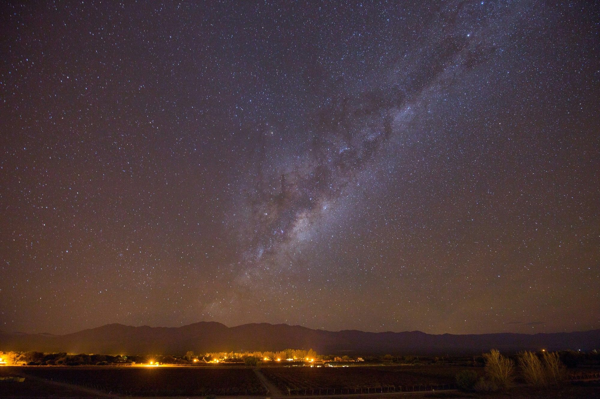 Отель Grace Кафайяте Экстерьер фото Milky Way over the town of La Calera, New Mexico
